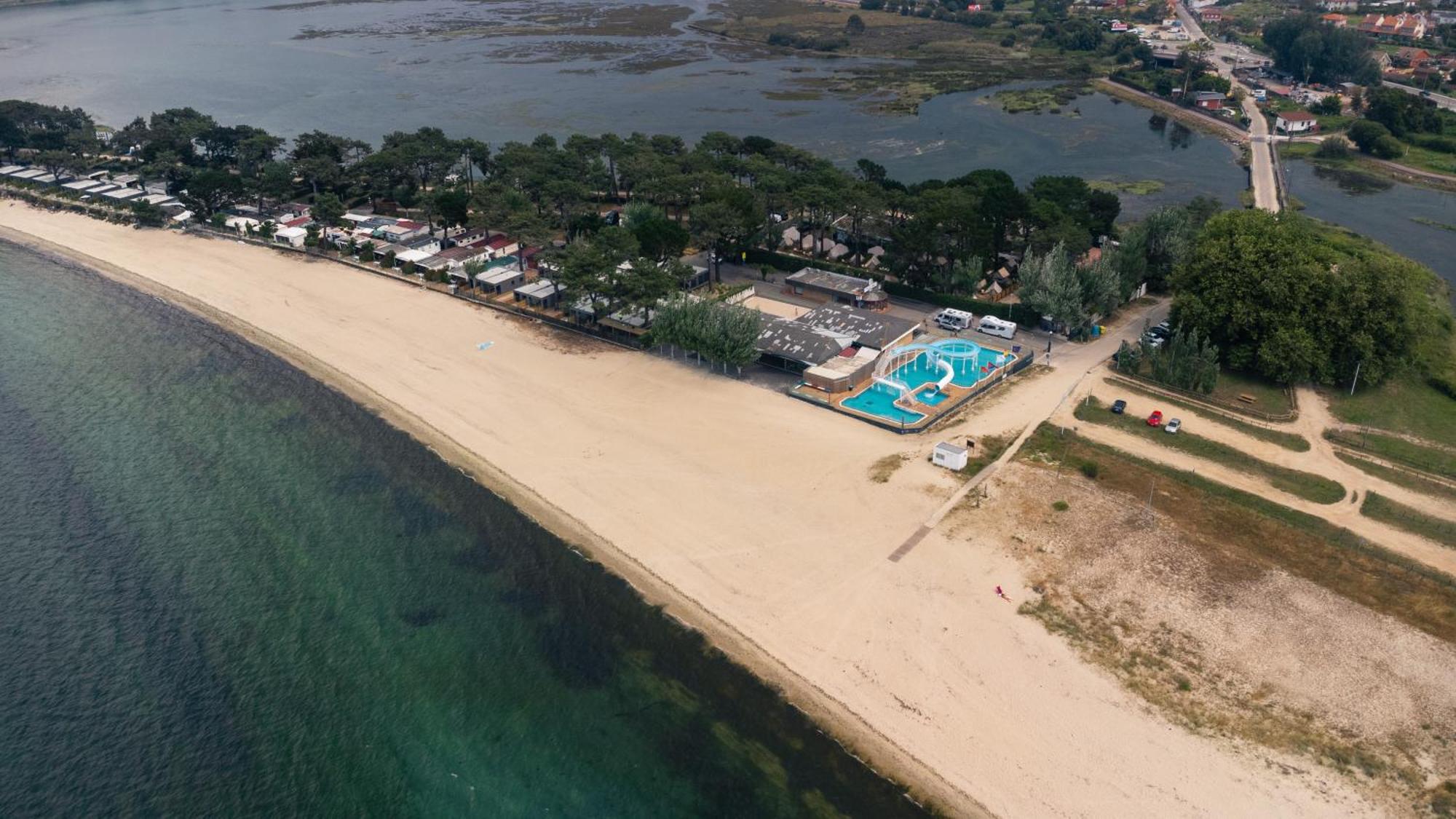 Kampaoh Bayona Playa Hotel Baiona Exterior photo